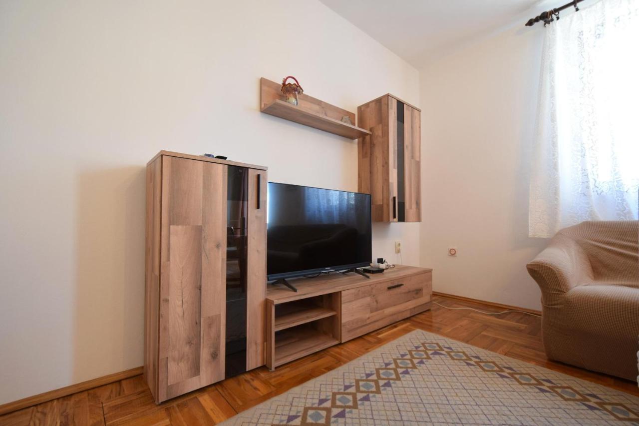 Apartments Petrovic Malinska Extérieur photo
